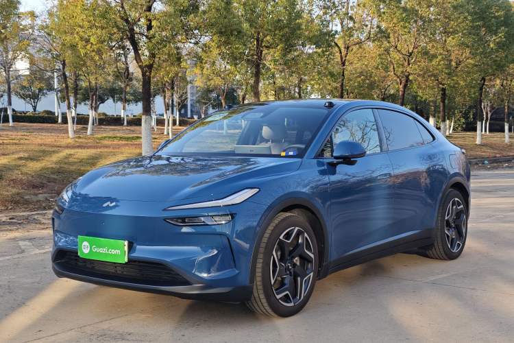 Used ONVO L60 2024 60 kWh Rear-Drive Version