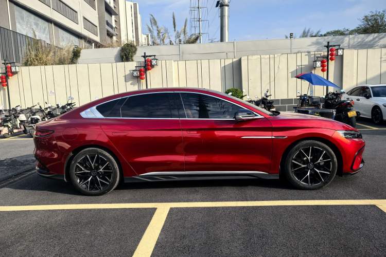 Used BYD Han 2022 EV Genesis Edition 610KM All-Wheel Drive Premium Model