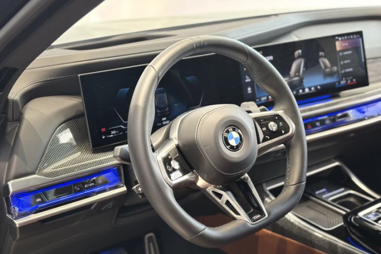 Used BMW 7 Series 2023 Restyled 740Li Luxury Edition M Sport Package
