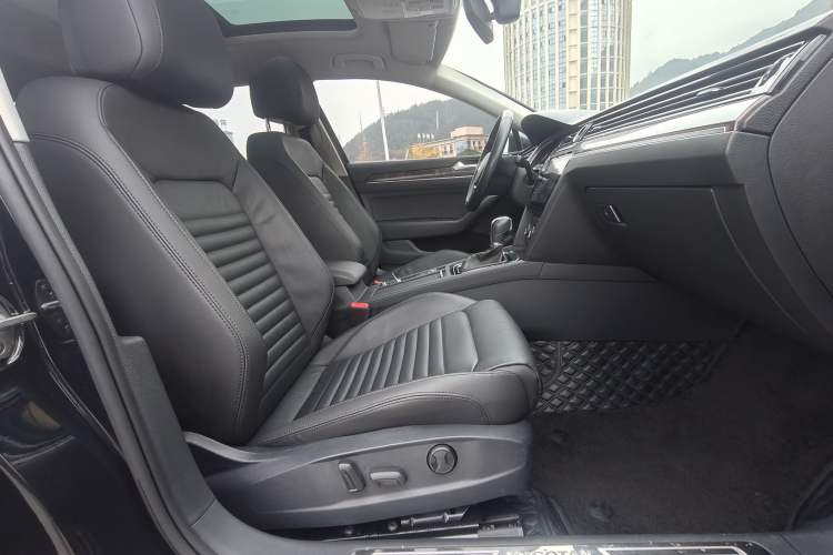 Used Volkswagen Magotan 2018 330TSI DSG Advanced Model
