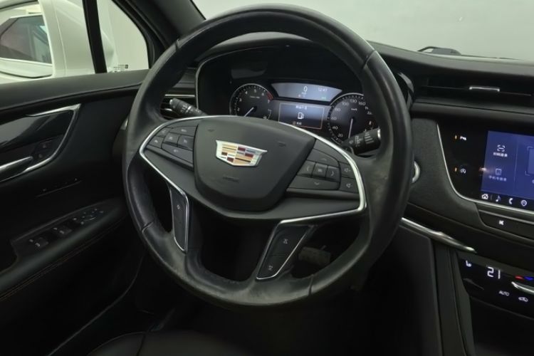 Used Cadillac XT5 2021 28T Luxury Version