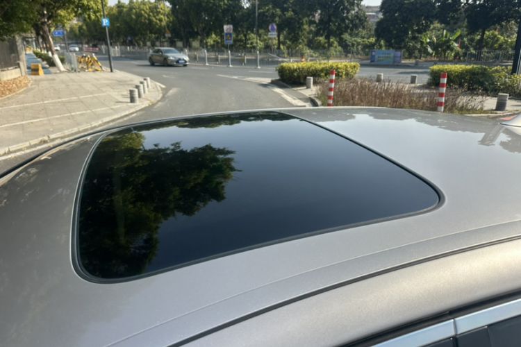 Used BMW 5 Series 2014 525Li Luxury Design Package
