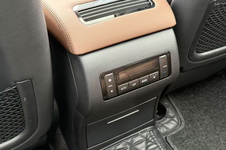 Used Haval H9 2017 2.0T Gasoline 4x4 Premium 5-Seater
