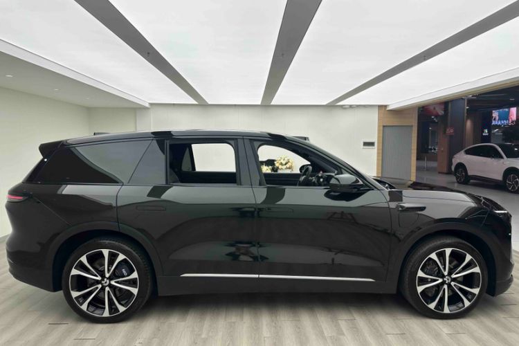 Used Nio ES8 2023 100kWh Signature Edition