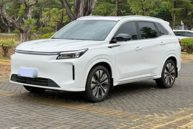 Used Landian E5 PLUS 2025 165 km Long-Range Version PLUS 7-Seater