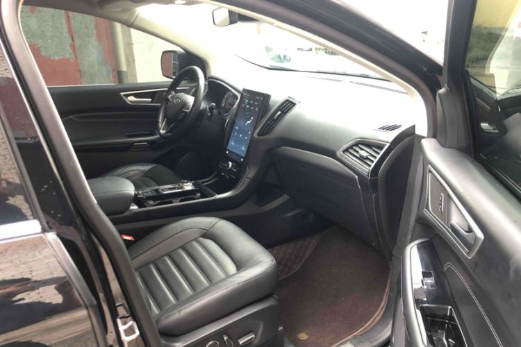 Used Ford Edge 2020 EcoBoost 245 Two-Wheel Drive Titanium 7-Seater
