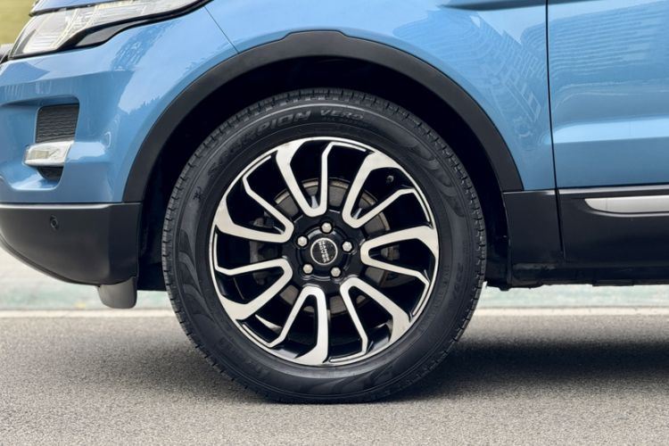 Used Land Rover Range Rover Evoque 2015 2.0T Five-Door Zhiyao Edition
