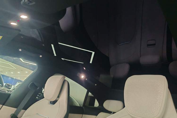 Used  YU7 2025 Ultra-Long Range Rear-Wheel Drive Version
