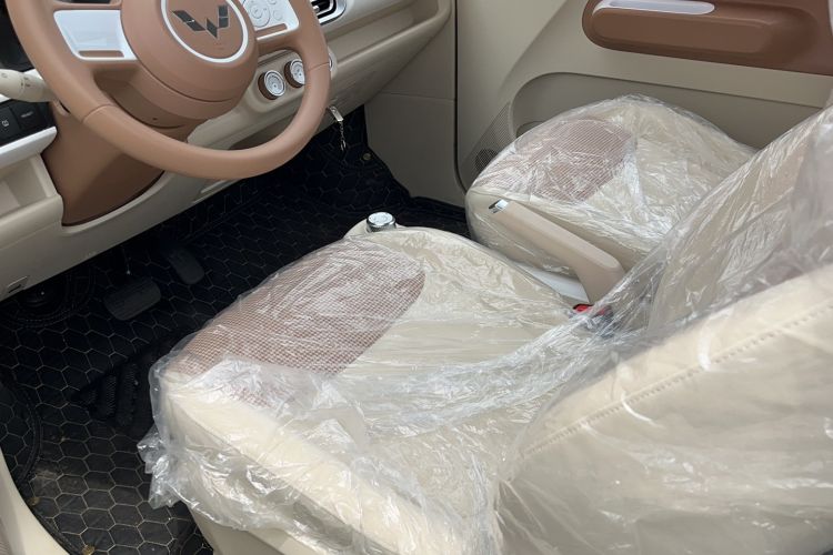 Used Wuling Hongguang MINIEV 2024 3rd Generation 215km Youth Edition
