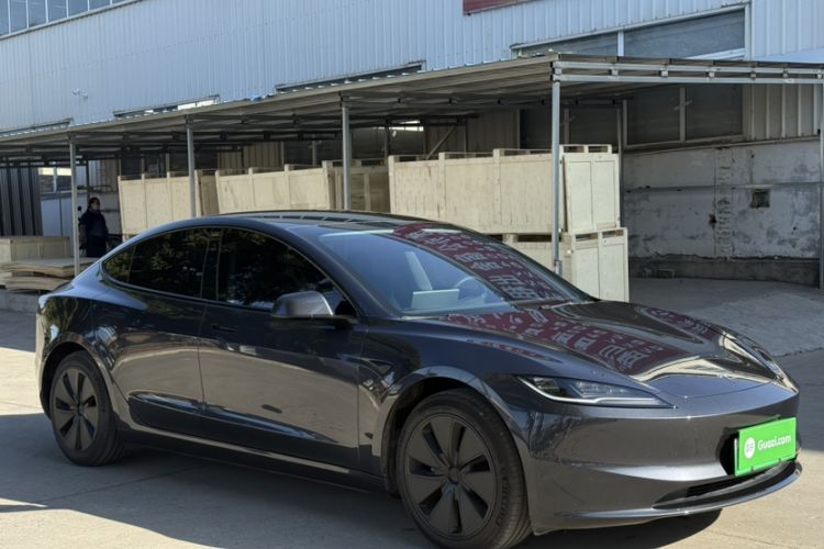 Used Tesla Model 3 2023 Long-Range All-Wheel-Drive Version
