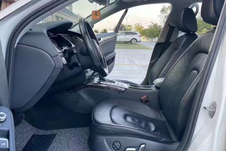 Used Audi A4L 2015 35 TFSI Automatic Comfort Model
