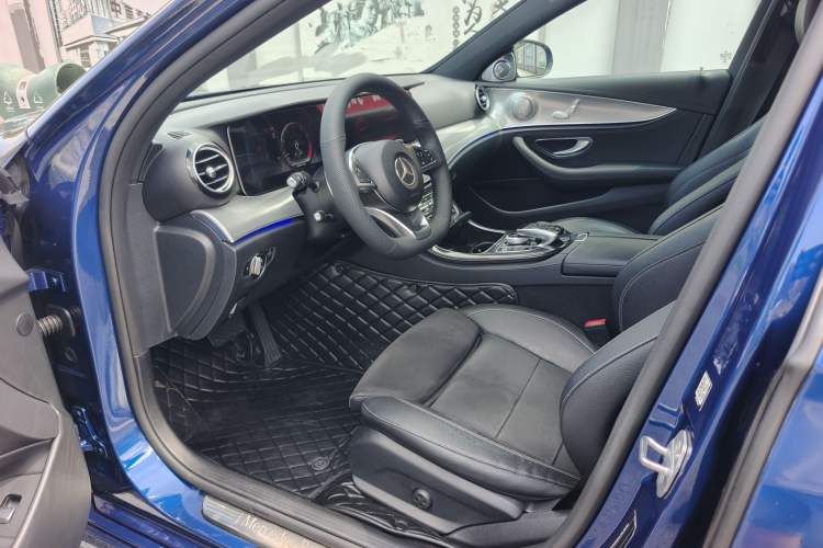 Used Mercedes-Benz E-Class 2017 E 200 Sport
