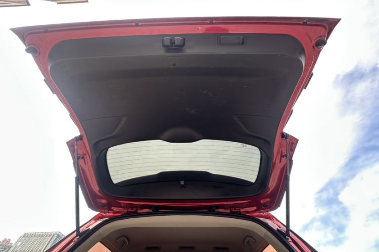 Used Wuling Hongguang S3 2018 1.5L Manual Luxury Model China V Standard
