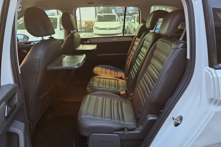 Used Volkswagen Touran 2018 Volkswagen Touran L 280TSI DSG Style Edition 7 Seats China V Emission Standard