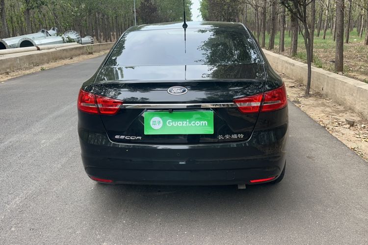 Used Ford Escort 2015 1.5L Automatic Fashion Model
