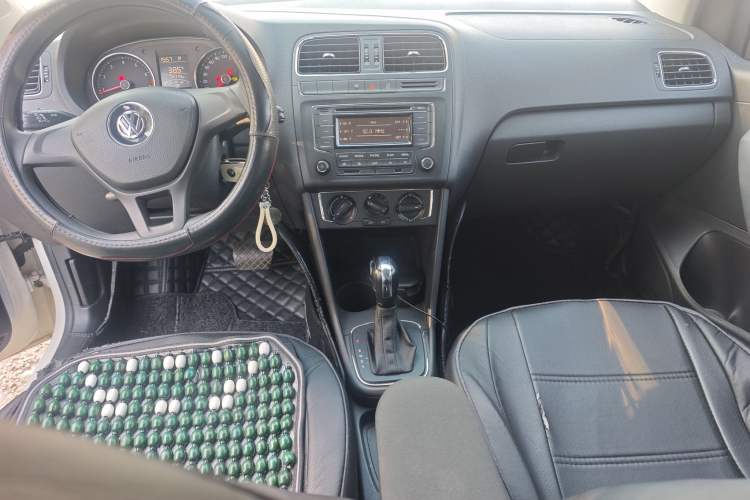 Used Volkswagen Polo 2014 1.4L Automatic Comfort Edition
