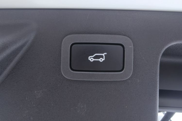 Used Land Rover Discovery Sport 2018 240 PS HSE Version