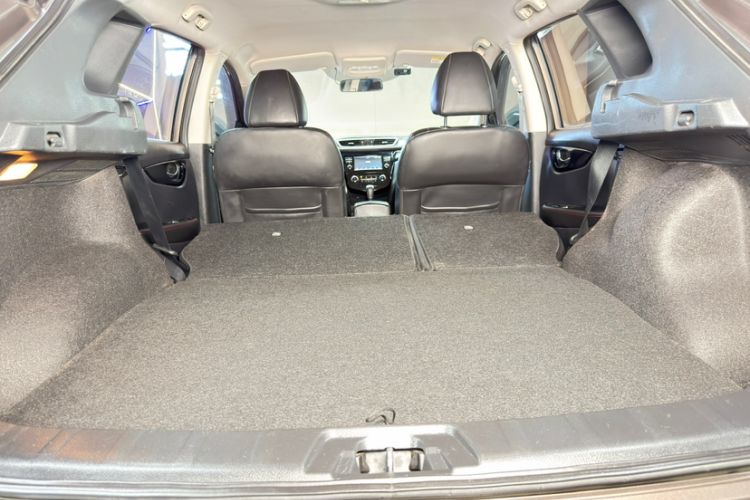 Used Nissan Qashqai 2017 2.0L CVT Smart Enjoyment Version China V Standard
