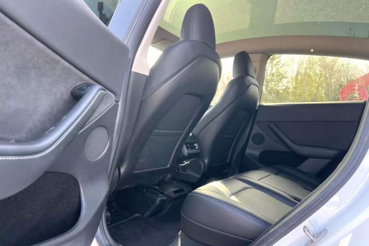 Used Tesla Model Y 2022 Rear-Wheel-Drive Version
