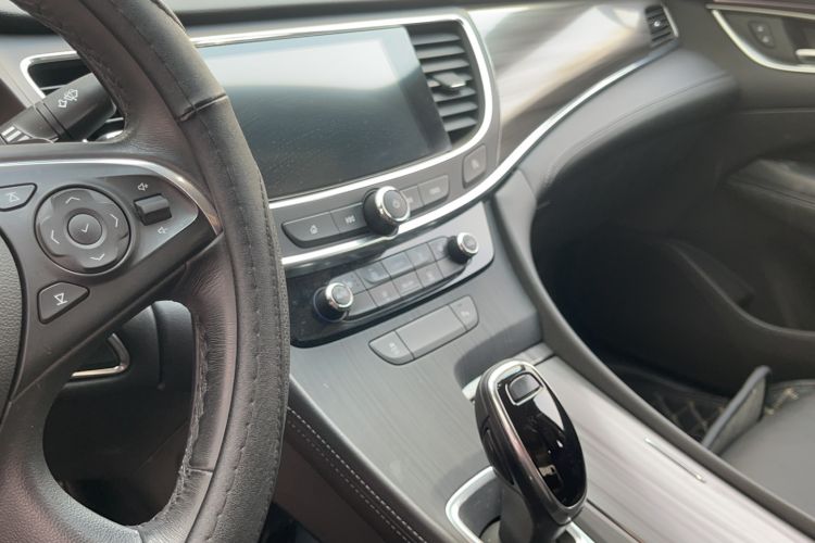 Used Buick LaCrosse 2022 552T Luxury Version
