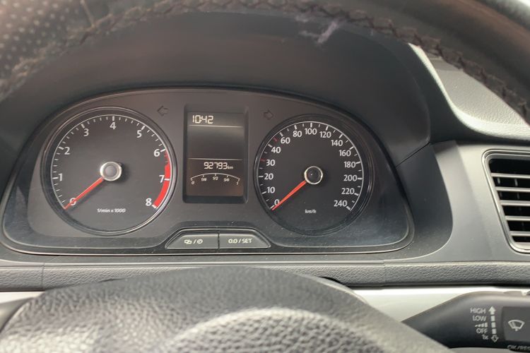 Used Volkswagen Lavida 2013 Revised Classic 1.6L Automatic Fashion Edition
