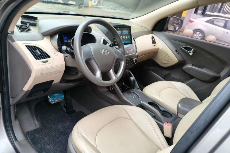 Used Hyundai ix35 2013 2.0L Automatic 2WD Comfort GL China IV Standard