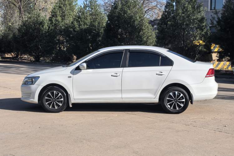 Used Volkswagen Santana 2015 1.4L Manual Fashion Edition