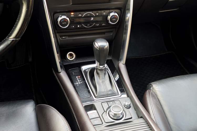 Used Mazda CX-4 2018 2.0L Automatic Two-Wheel Drive Blue Sky Premium Upgrade Version China VI Standard
