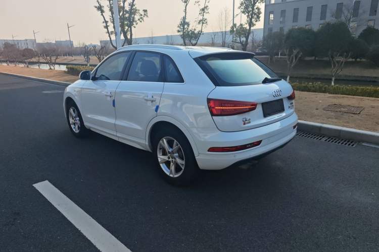 Used Audi Q3 2017 30 TFSI Fashion Model
