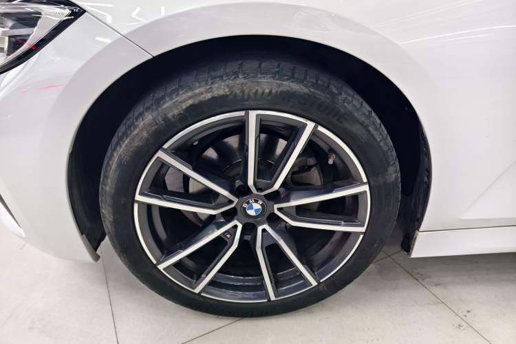 Used BMW 3 Series 2021 Second Facelift 320Li M Sport Package
