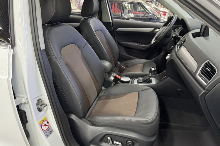 Used Audi Q3 2016 35 TFSI Fashion Model
