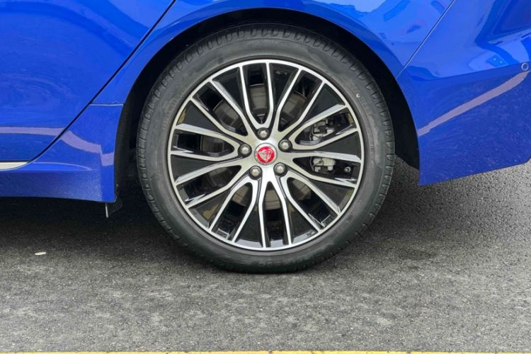 Used Jaguar XEL 2020 2.0T 200 PS S Advanced Elegance Edition
