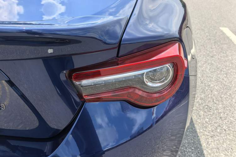 Used Toyota 86 2017 2.0L Manual Luxury Edition
