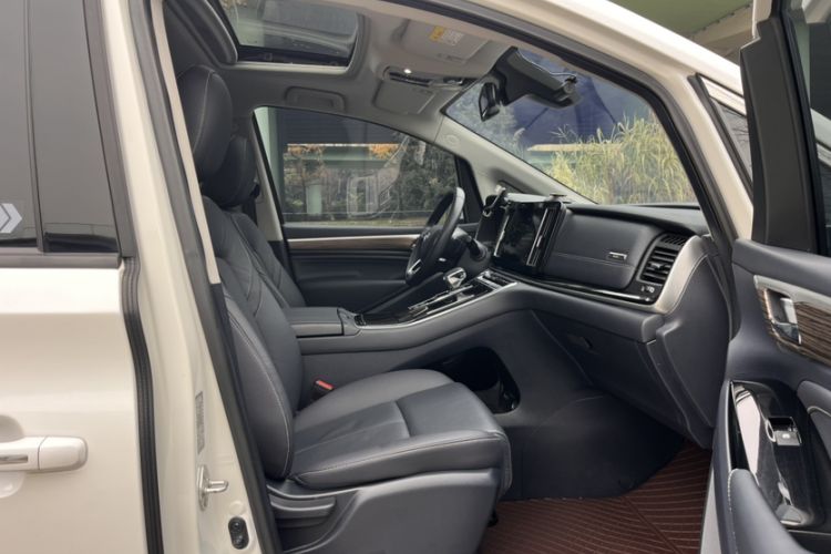 Used GAC Trumpchi M8 2021 Master Series 390T Prestige Edition
