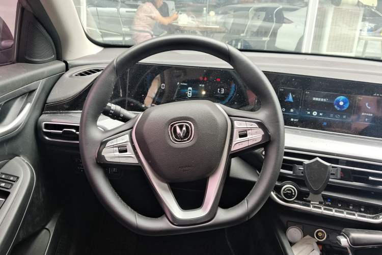 Used Changan Eado 2020 PLUS Blue Whale NE 1.4T GDI DCT Prestige Model
