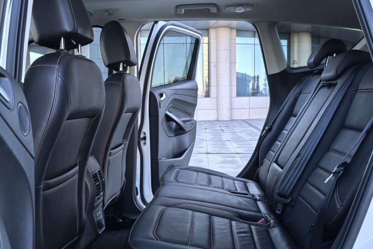 Used Ford Kuga 2017 EcoBoost 245 Four-Wheel-Drive Sport Model
