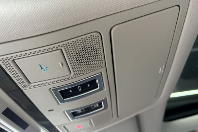 Used Jaguar XFL 2020 XFL 2.0T P200 Two-Wheel-Drive Rally Flag Edition
