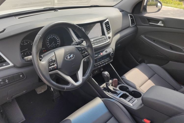 Used Hyundai Tucson 2015 1.6T Dual-Clutch Two-Wheel-Drive Smart Model