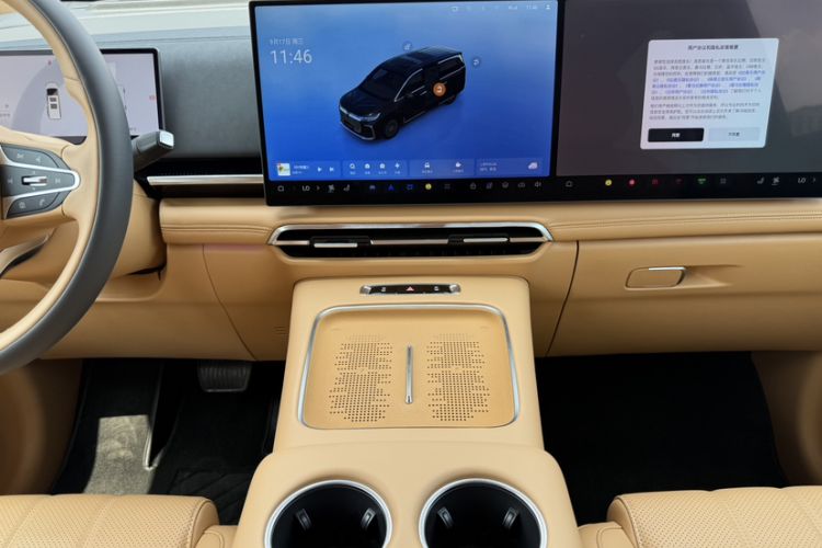 Used VOYAH Dream 2025 PHEV Four-Wheel Drive Prestige Kunpeng Edition