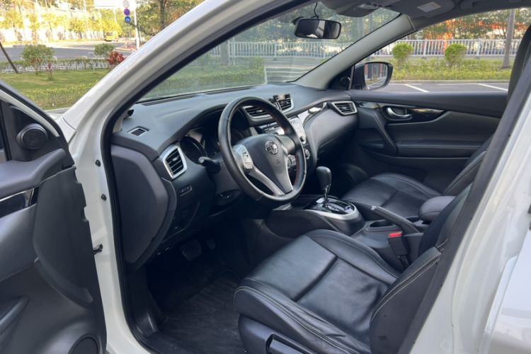 Used Nissan Qashqai 2016 2.0L CVT Elite Edition