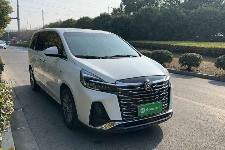 Used Buick GL8 2023 Land Executive Class 652T Luxury Model
