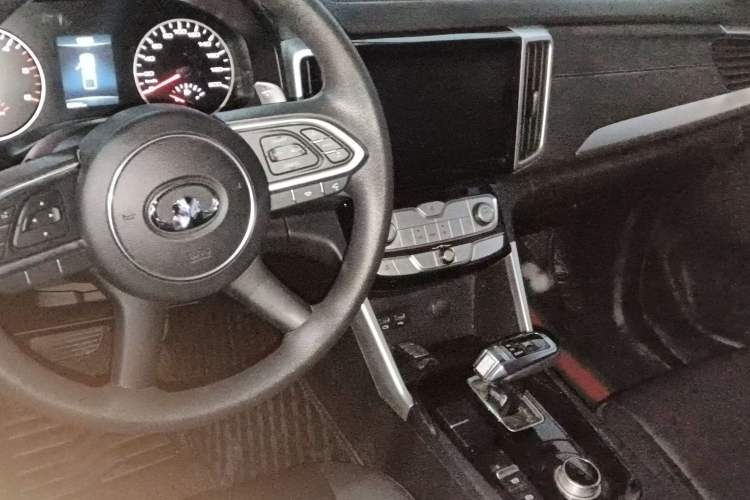 Used Great Wall Poer 2021 2.0T Commercial Version Automatic Diesel Two-Wheel Drive Elite Trim with Long Bed – GW4D20M
