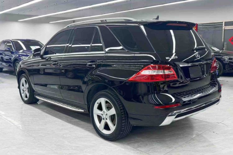 Used Mercedes-Benz M-Class 2014 ML 320 4MATIC