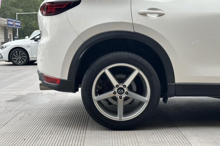 Used Mazda CX-5 2017 2.5L Automatic 2WD ZhiZun Version China V Standard