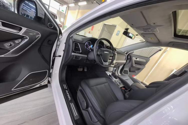 Used Haval H6 Coupe 2016 Blue Label 1.5T Automatic Two-Wheel Drive Urban Model
