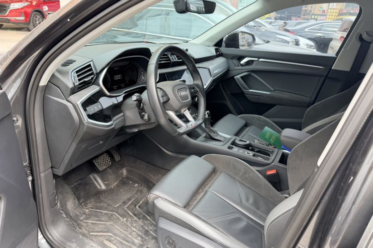 Used Audi Q3 Sportback 2022 40 TFSI Fashion Model
