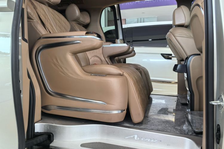 Used Buick GL8 2021 ES Land Cruiser 653T Luxury Edition
