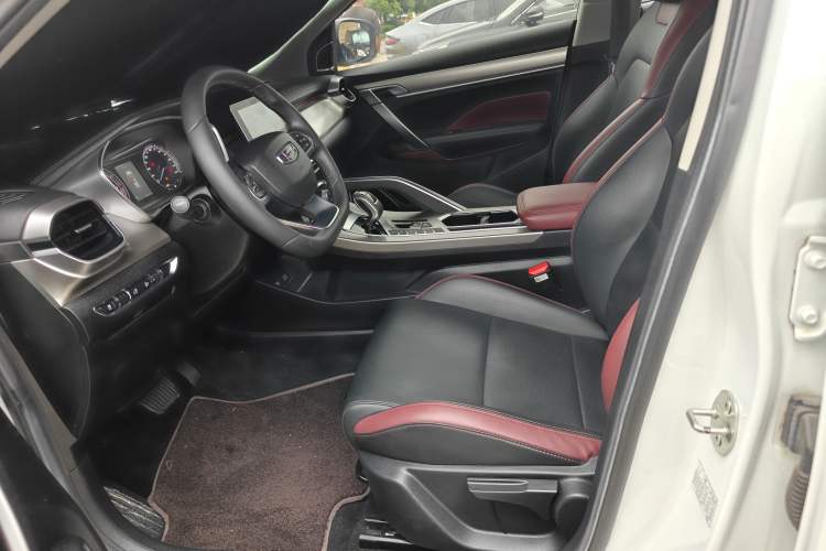 Used Geely Auto Coolray 2020 Facelift 240T DCT Hunter
