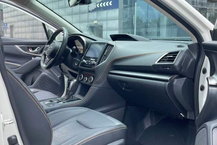 Used Subaru XV 2018 2.0i All-Wheel-Drive Luxury Edition
