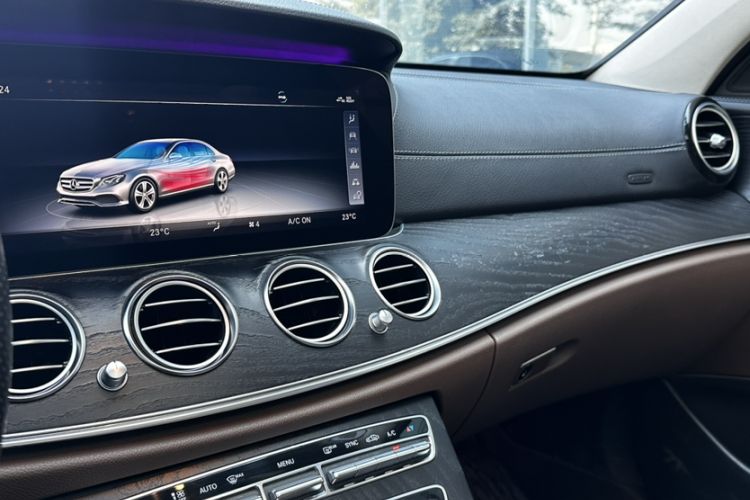 Used Mercedes-Benz E-Class 2018 Facelift E 200 L Sport 4MATIC